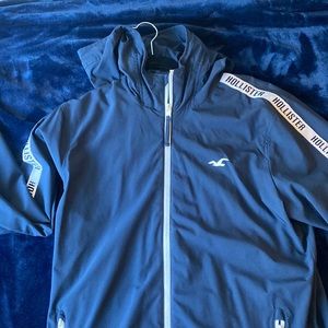 Hollister Zip-Up Jacket. Size: Large